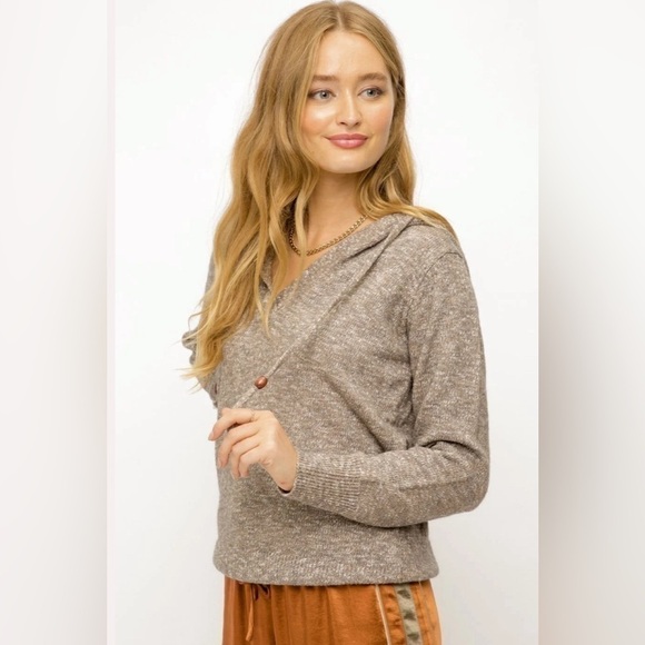 Mystree | Sweater Hoodie (Large) - Picture 2 of 9